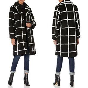 BNWT Jessica Simpson Collection Black & White Grid Sherpa Teddy Coat size Small